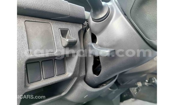 Sayi Imported Toyota Hiace White Mota in Import - Dubai a Ashanti Sayi Imported Toyota Hiace White Mota in Import - Dubai a Ashanti