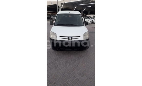 Ra Imported Peugeot Partner funfun Ọkọ̀ in Import - Dubai ni Ashanti Ra Imported Peugeot Partner funfun Ọkọ̀ in Import - Dubai ni Ashanti