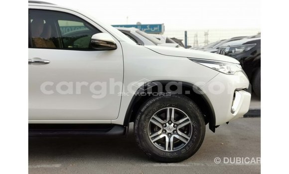Buy Import Toyota Fortuner White Car in Import - Dubai in Ashanti Buy Import Toyota Fortuner White Car in Import - Dubai in Ashanti
