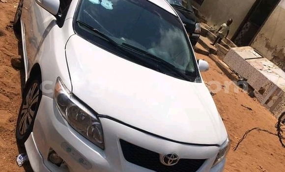 Buy Used Toyota Corolla White Car in Accra in Greater Accra