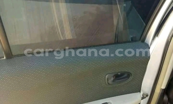 Ra Àlòkù Toyota Vitz Miiran Ọkọ̀ in Accra ni Greater Accra Ra Àlòkù Toyota Vitz Miiran Ọkọ̀ in Accra ni Greater Accra