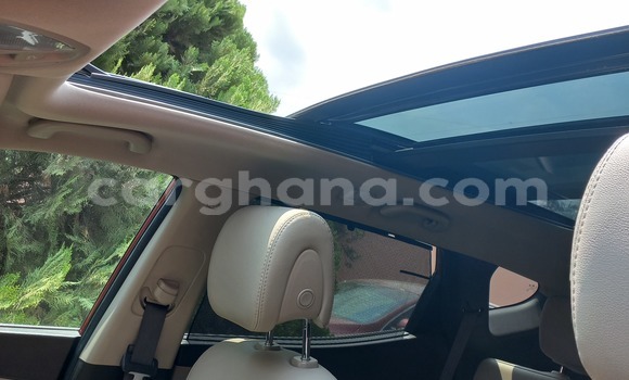 Ra Imported Hyundai Santa Fe Red Ọkọ̀ in Accra ni Greater Accra