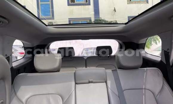 Ra Tuntun Hyundai Santa Fe Silver Ọkọ̀ in Sekondi–Takoradi Metropolitan ni Oorun Ra Tuntun Hyundai Santa Fe Silver Ọkọ̀ in Sekondi–Takoradi Metropolitan ni Oorun