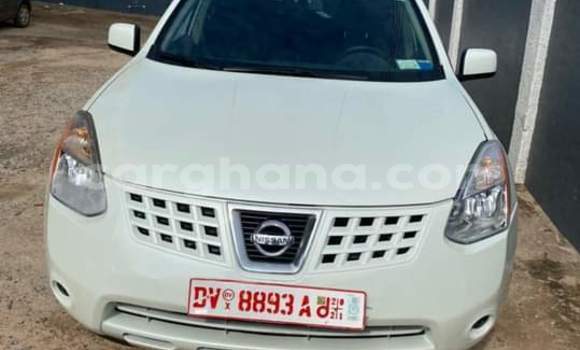 Ra Tuntun Nissan March funfun Ọkọ̀ in Sekondi–Takoradi Metropolitan ni Oorun