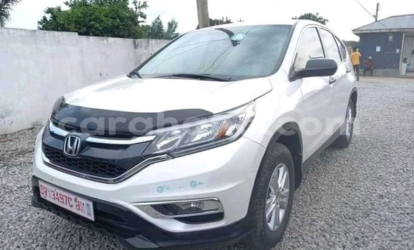 Buy Used Honda CR–V White Car in Accra in Greater Accra