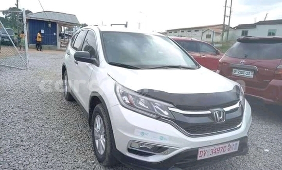 Sayi Na hannu Honda CR–V White Mota in Accra a Greater Accra Sayi Na hannu Honda CR–V White Mota in Accra a Greater Accra