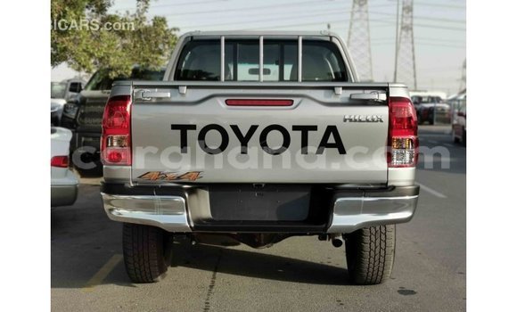 Sayi Imported Toyota Hilux Sauran Mota in Import - Dubai a Ashanti Sayi Imported Toyota Hilux Sauran Mota in Import - Dubai a Ashanti
