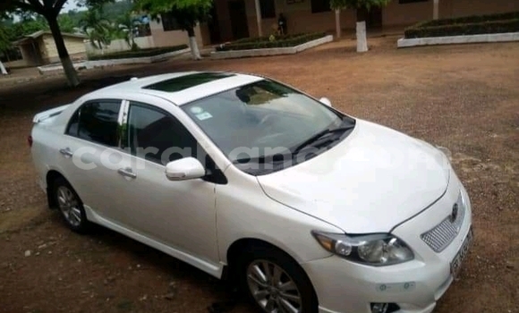 Buy Used Toyota Corolla White Car in Accra in Greater Accra Buy Used Toyota Corolla White Car in Accra in Greater Accra