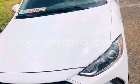 Buy Used Hyundai Elantra White Car in Accra in Greater Accra Buy Used Hyundai Elantra White Car in Accra in Greater Accra