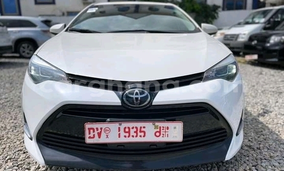 Buy Used Toyota Corolla White Car in Accra in Greater Accra Buy Used Toyota Corolla White Car in Accra in Greater Accra