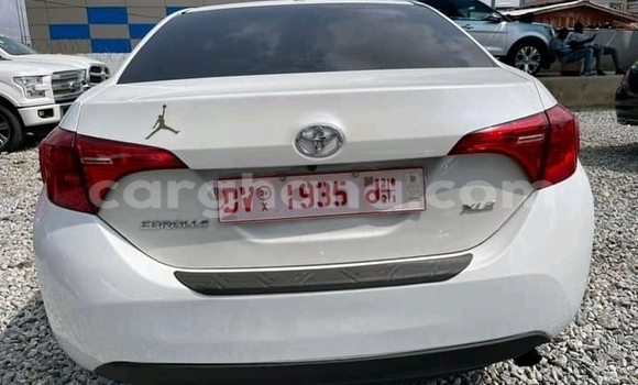 Buy Used Toyota Corolla White Car in Accra in Greater Accra Buy Used Toyota Corolla White Car in Accra in Greater Accra
