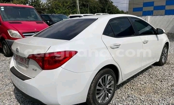 Buy Used Toyota Corolla White Car in Accra in Greater Accra Buy Used Toyota Corolla White Car in Accra in Greater Accra