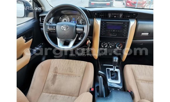 Buy Import Toyota Fortuner White Car in Import - Dubai in Ashanti Buy Import Toyota Fortuner White Car in Import - Dubai in Ashanti