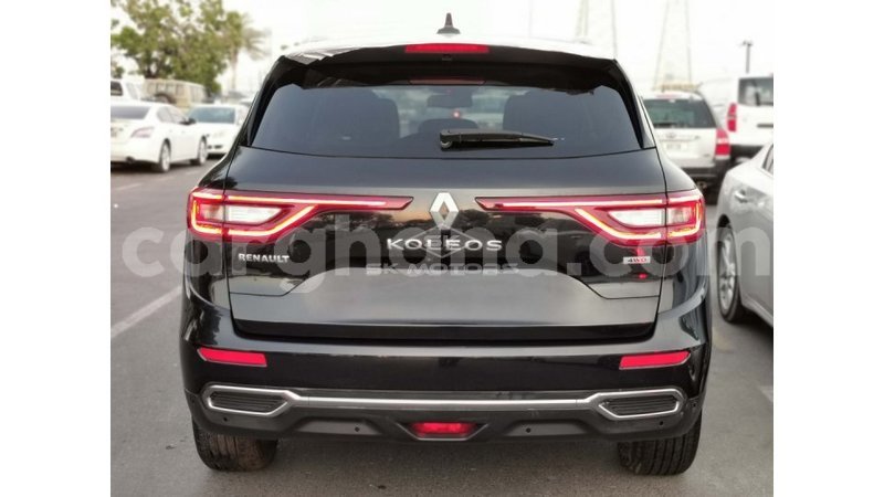 Big with watermark renault 18 ashanti import dubai 34314