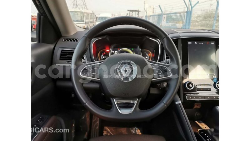 Big with watermark renault 18 ashanti import dubai 34314