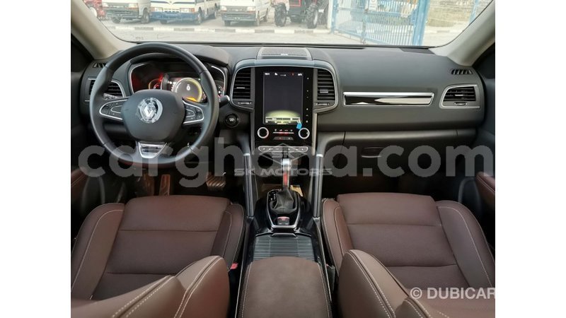 Big with watermark renault 18 ashanti import dubai 34314