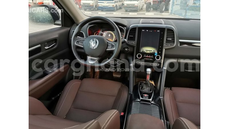 Big with watermark renault 18 ashanti import dubai 34314