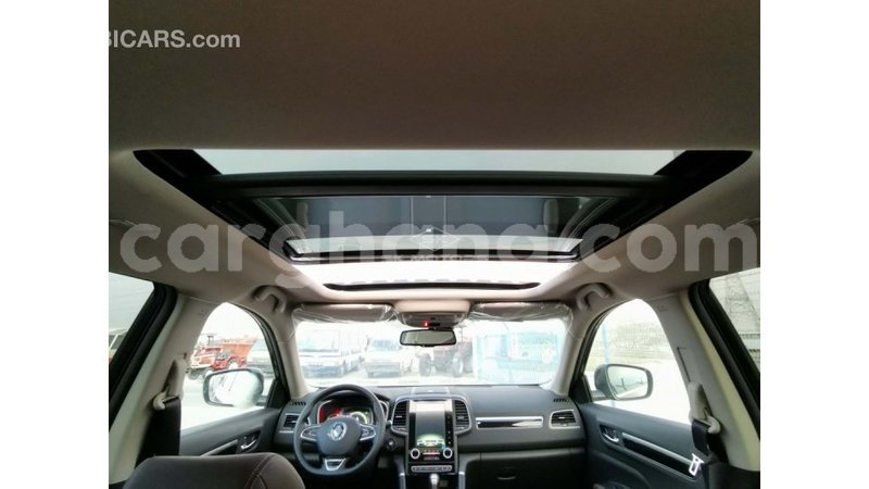 Big with watermark renault 18 ashanti import dubai 34314