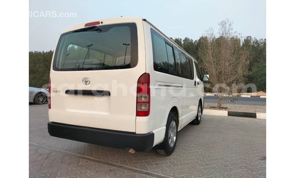 Buy Import Toyota Hiace White Car in Import - Dubai in Ashanti Buy Import Toyota Hiace White Car in Import - Dubai in Ashanti