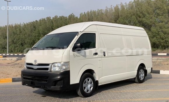 Sayi Imported Toyota Hiace White Mota in Import - Dubai a Ashanti Sayi Imported Toyota Hiace White Mota in Import - Dubai a Ashanti