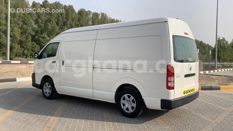 Big with watermark toyota hiace ashanti import dubai 34330