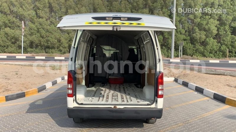 Big with watermark toyota hiace ashanti import dubai 34330