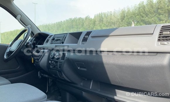 Sayi Imported Toyota Hiace White Mota in Import - Dubai a Ashanti Sayi Imported Toyota Hiace White Mota in Import - Dubai a Ashanti