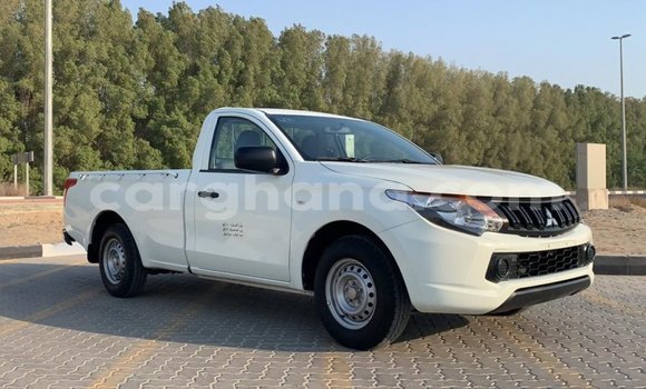 Buy Import Mitsubishi L200 White Car in Import - Dubai in Ashanti Buy Import Mitsubishi L200 White Car in Import - Dubai in Ashanti