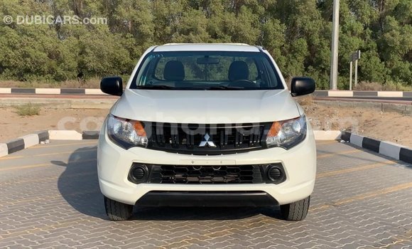 Buy Import Mitsubishi L200 White Car in Import - Dubai in Ashanti Buy Import Mitsubishi L200 White Car in Import - Dubai in Ashanti