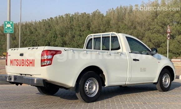 Buy Import Mitsubishi L200 White Car in Import - Dubai in Ashanti Buy Import Mitsubishi L200 White Car in Import - Dubai in Ashanti