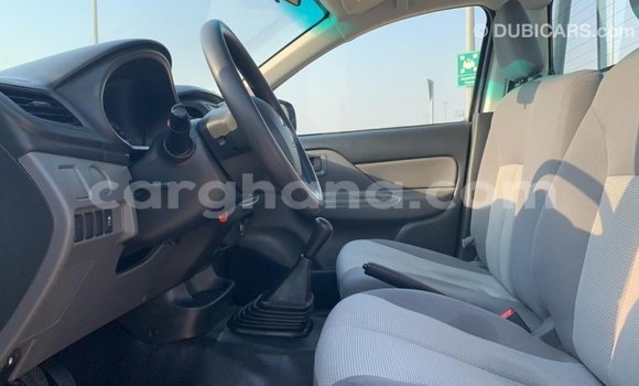 Buy Import Mitsubishi L200 White Car in Import - Dubai in Ashanti Buy Import Mitsubishi L200 White Car in Import - Dubai in Ashanti