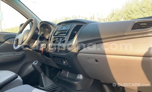 Buy Import Mitsubishi L200 White Car in Import - Dubai in Ashanti Buy Import Mitsubishi L200 White Car in Import - Dubai in Ashanti