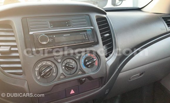 Buy Import Mitsubishi L200 White Car in Import - Dubai in Ashanti Buy Import Mitsubishi L200 White Car in Import - Dubai in Ashanti