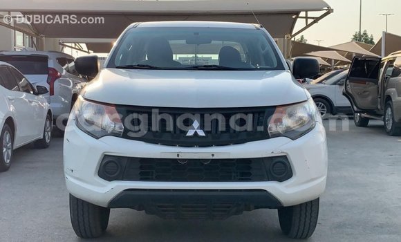Buy Import Mitsubishi L200 White Car in Import - Dubai in Ashanti Buy Import Mitsubishi L200 White Car in Import - Dubai in Ashanti