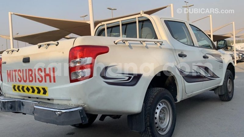 Big with watermark mitsubishi l200 ashanti import dubai 34332