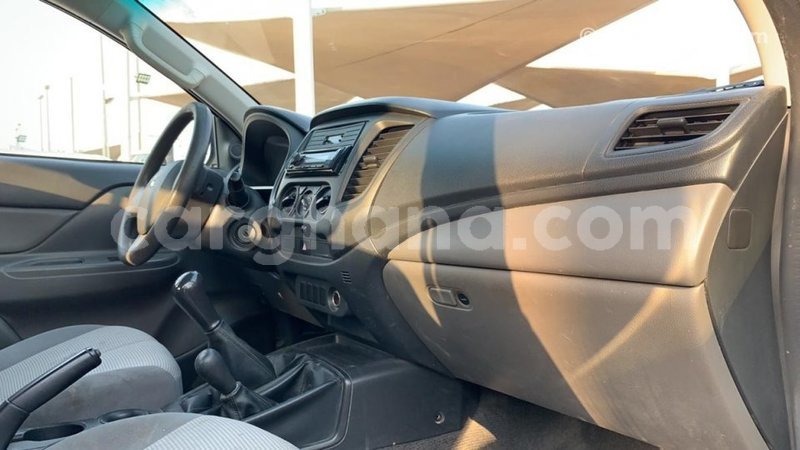 Big with watermark mitsubishi l200 ashanti import dubai 34332