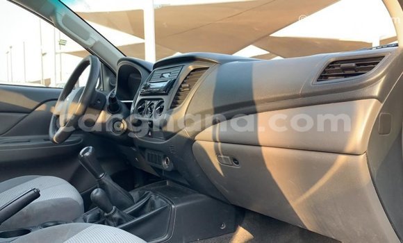 Buy Import Mitsubishi L200 White Car in Import - Dubai in Ashanti Buy Import Mitsubishi L200 White Car in Import - Dubai in Ashanti