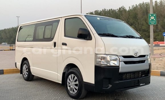 Ra Imported Toyota Hiace funfun Ọkọ̀ in Import - Dubai ni Ashanti Ra Imported Toyota Hiace funfun Ọkọ̀ in Import - Dubai ni Ashanti