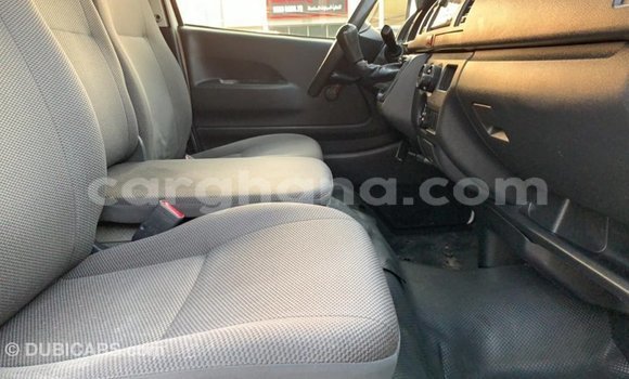 Ra Imported Toyota Hiace funfun Ọkọ̀ in Import - Dubai ni Ashanti Ra Imported Toyota Hiace funfun Ọkọ̀ in Import - Dubai ni Ashanti