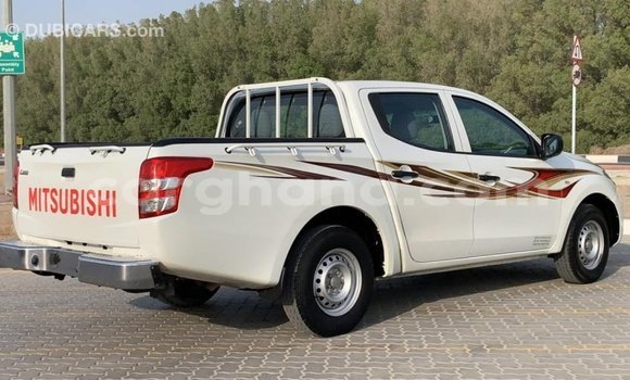 Ra Imported Mitsubishi L200 funfun Ọkọ̀ in Import - Dubai ni Ashanti Ra Imported Mitsubishi L200 funfun Ọkọ̀ in Import - Dubai ni Ashanti