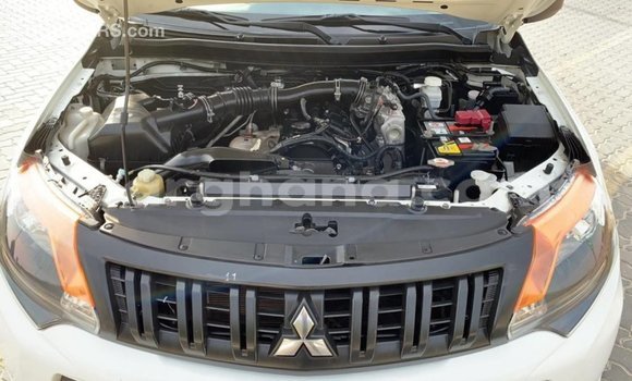 Ra Imported Mitsubishi L200 funfun Ọkọ̀ in Import - Dubai ni Ashanti Ra Imported Mitsubishi L200 funfun Ọkọ̀ in Import - Dubai ni Ashanti