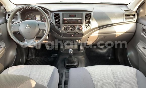 Ra Imported Mitsubishi L200 funfun Ọkọ̀ in Import - Dubai ni Ashanti Ra Imported Mitsubishi L200 funfun Ọkọ̀ in Import - Dubai ni Ashanti