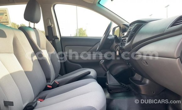 Ra Imported Mitsubishi L200 funfun Ọkọ̀ in Import - Dubai ni Ashanti Ra Imported Mitsubishi L200 funfun Ọkọ̀ in Import - Dubai ni Ashanti