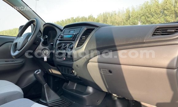 Ra Imported Mitsubishi L200 funfun Ọkọ̀ in Import - Dubai ni Ashanti Ra Imported Mitsubishi L200 funfun Ọkọ̀ in Import - Dubai ni Ashanti