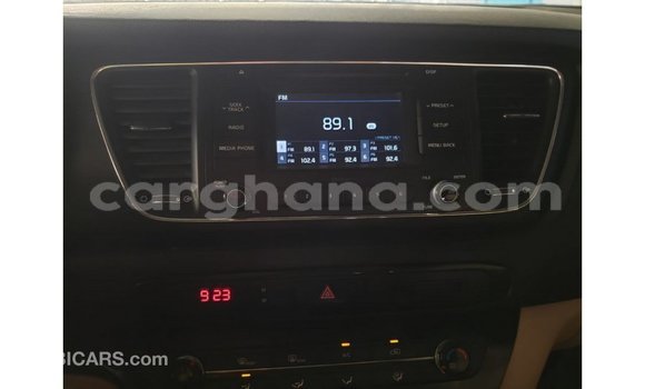 Buy Import Kia Carnival White Car in Import - Dubai in Ashanti Buy Import Kia Carnival White Car in Import - Dubai in Ashanti