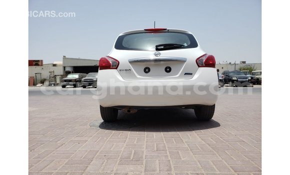 Buy Import Nissan Tiida White Car in Import - Dubai in Ashanti Buy Import Nissan Tiida White Car in Import - Dubai in Ashanti