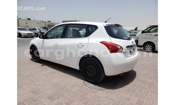 Buy Import Nissan Tiida White Car in Import - Dubai in Ashanti Buy Import Nissan Tiida White Car in Import - Dubai in Ashanti