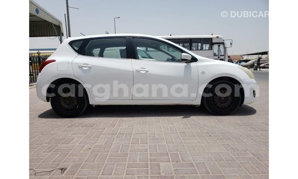 Buy Import Nissan Tiida White Car in Import - Dubai in Ashanti Buy Import Nissan Tiida White Car in Import - Dubai in Ashanti