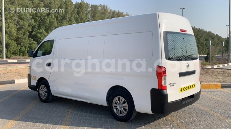 Big with watermark nissan urvan ashanti import dubai 34401