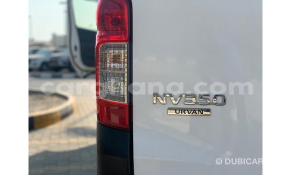 Sayi Imported Nissan Urvan White Mota in Import - Dubai a Ashanti Sayi Imported Nissan Urvan White Mota in Import - Dubai a Ashanti